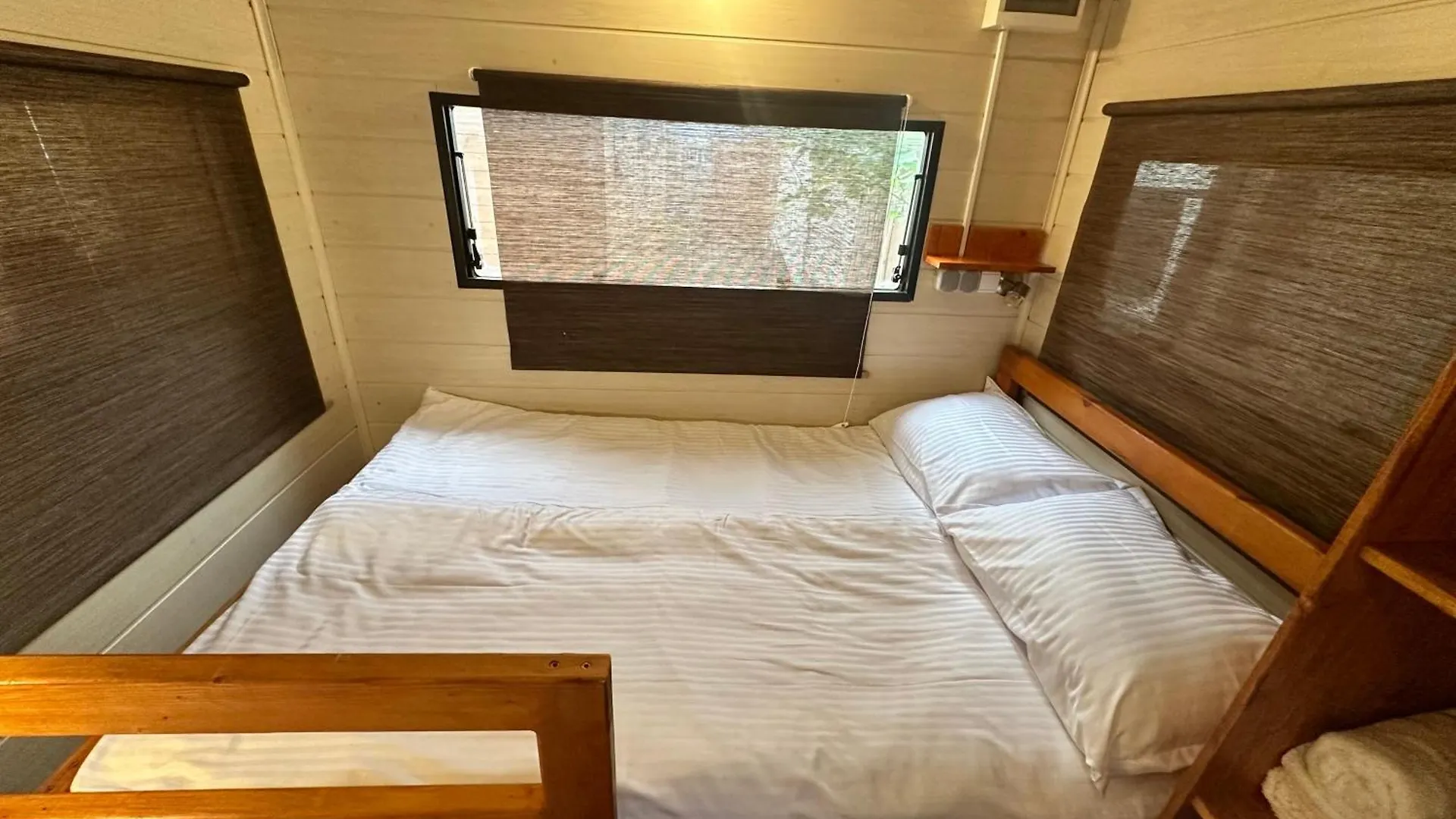 Kamp alanı Cozyvan Каравана Под Наем Otel Süzebolu